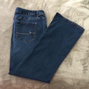 Maurices Plus Size 20W Mid Rise, Boot cut, medium wash denim jeans
